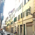 I' Bati Apartment